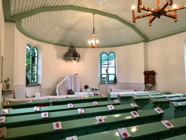 The Segesvár congregation recently gave the church interior a fresh coat of paint.